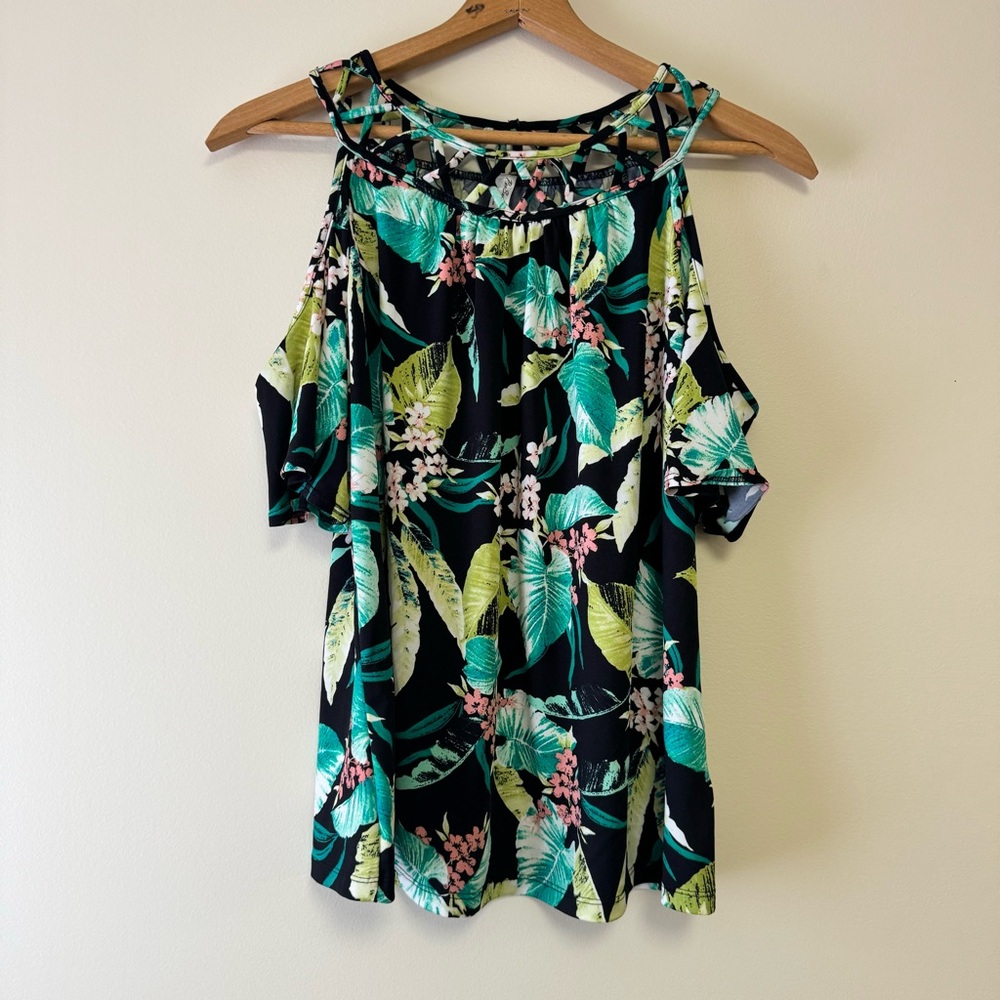 PerSeption Concept Green Leaf Peek A Boo Shoulder Top Size Large